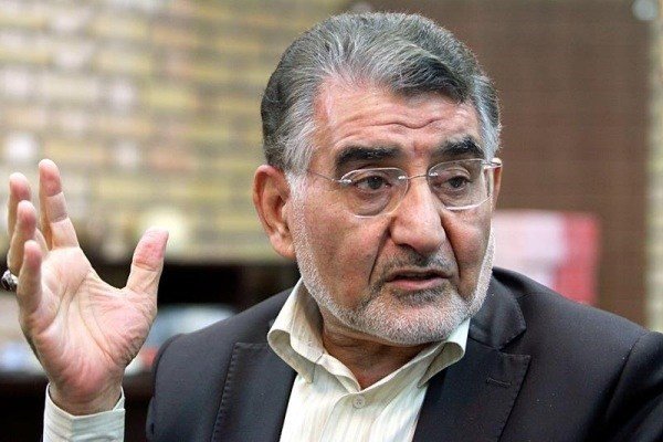 «معجزه» در اقتصاد چگونه اتفاق میافتد؟ / آلاسحاق: لازم نیست اقتصاد، امنیتی شود؛ کار امنیتی این است که جلوی جاسوسان و نفوذیها را بگیریم