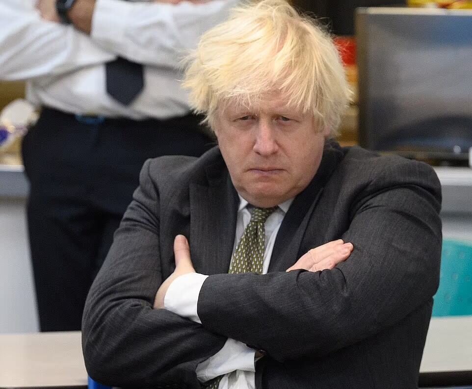 نخستوزیری که دخالت سلطنت را در سیاست بریتانیا تقلیل داد