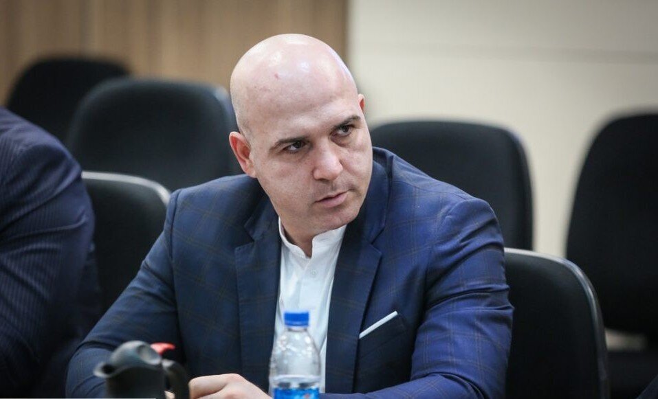 قیمت ارز و طلا ارزان میشوند؟/ دبیر کانون صرافان: جنگ چشماندازها را تغییر داد