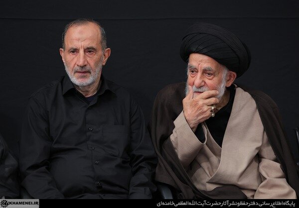 حضور مخبر و اژه‌ای در مراسم شام غریبان حسینیه امام خمینی/ مجری صدا و سیما و قالیباف هم حاضر بودند