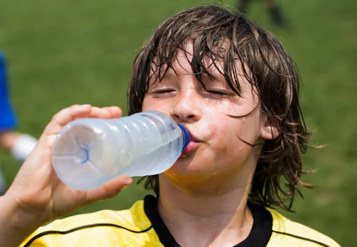 هشدار مهم برای این روزهای سال!/ گرمازدگی در کودکان چه علائمی دارد و چه باید کرد؟