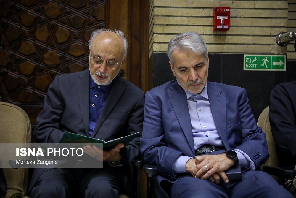 پزشکیان در یک مراسم یادبود حاضر شد / ظریف هم آمدهبود + تصاویر