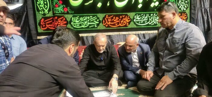 علت سفر سرزده پزشکیان به قم چه بود؟ + تصویر حضور رییس دولت بر سر مزار شهید جنگ 12 روزه