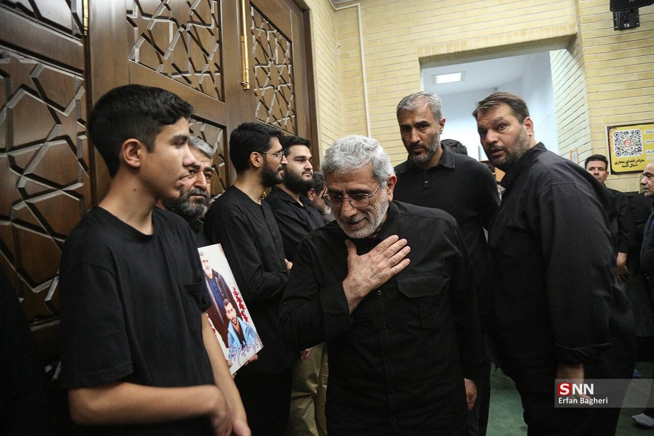 تصاویری از حضور سردار قاآنی در مراسم چهلم شهدای هوافضای سپاه