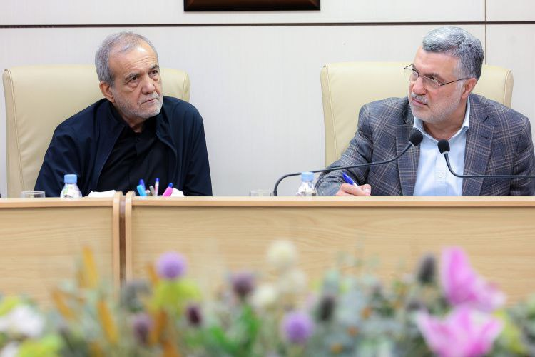 حضور سرزده پزشکیان در وزارت بهداشت+ تصویر