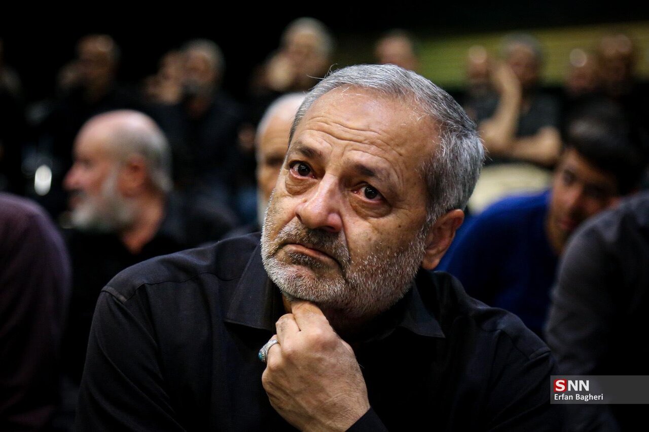 خوش و بش سردار قاآنی و اسماعیل کوثری/ برادران طائب هم بودند/ تصاویری از مراسم چهلم شهید سرلشکر محققی