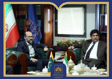 افتتاح «پنجره پاکستان» در کتابخانه ملی ایران افتتاح «پنجره پاکستان» در کتابخانه ملی ایران