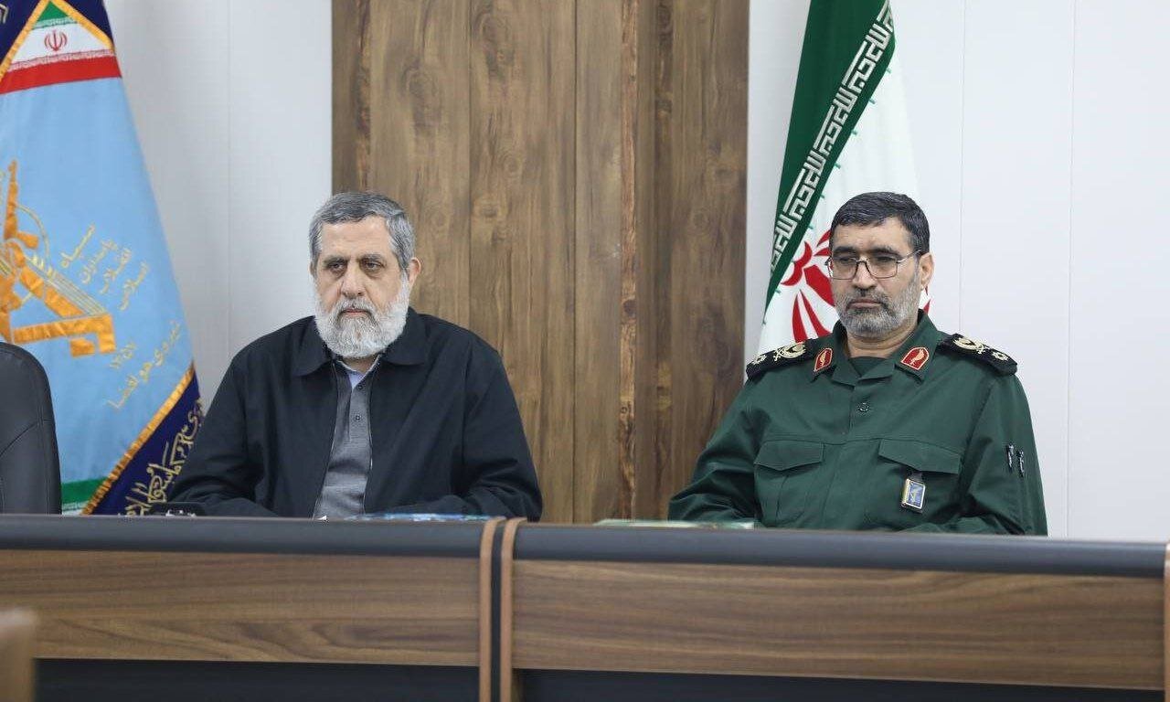 حاج رمضان در کنار فرمانده موشکی هوافضای سپاه + تصویر