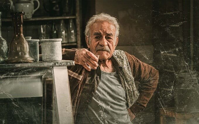 فیلم پیرپسر، «بی‌ پدری» و «پدر سوختگی»