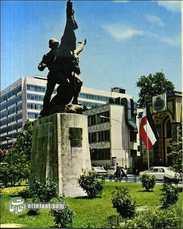 سرنوشت مبهم مجسمه ۲۸ مرداد در تهران! +عکس‌های دیدنی