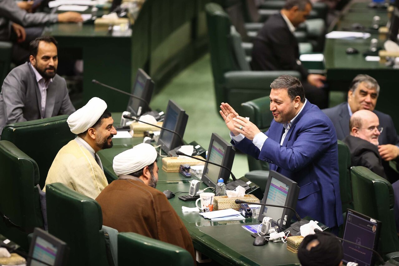 سرداران سپاه مهمان جلسه علنی صحن مجلس + تصاویر