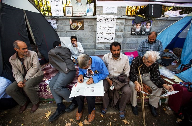 ماشه‌ای که دلواپسان علیه دولت و ملت کشیدند/ بازگشت میراث تحریمی «احمدی‌نژاد» و «جلیلی» و تله گذاری برای «پزشکیان»/ قطعنامه هایی که ماندند و برجامی