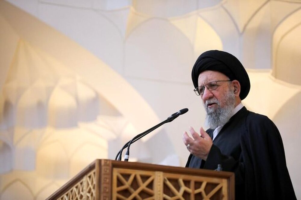امام جمعه ساری: به بازرسان آژانس اجازه بازدید ندهید/ حمایت نورمفیدی از سخنان رئیس جمهور چین/ امام جمعه کرج: در کنار جشن های کیلومتری معرفت هم باشد