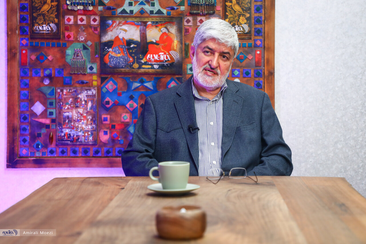 علی مطهری:روسری را در خیابان سخت نگیرند اما کسی که نافش را بیرون گذاشته، چه کسی باید جلویش را بگیرد؟/ بعید است اسرائیل دوباره حمله کند