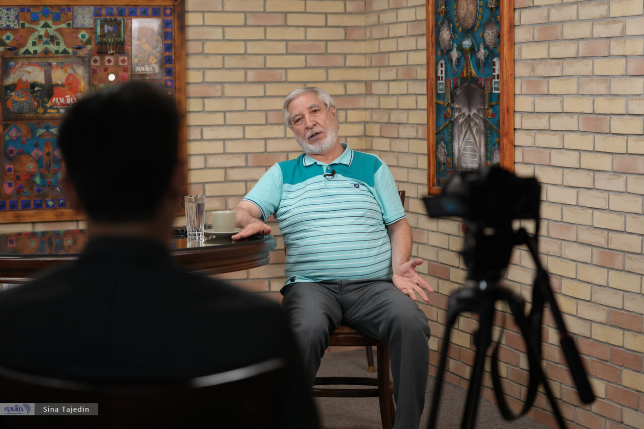 میگویند بیانیه جبهه اصلاحات حرف موساد را زده اما این حرف غیرمسئولانه است/ نفوذی خود را شبیه شکدم و اکبری در میآورد نه مصطفی تاجزاده!