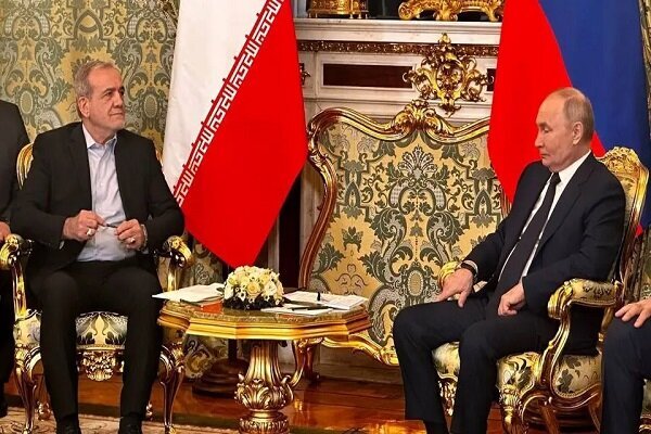 دیدار پزشکیان و پوتین در حاشیه اجلاس شانگهای + تصویر