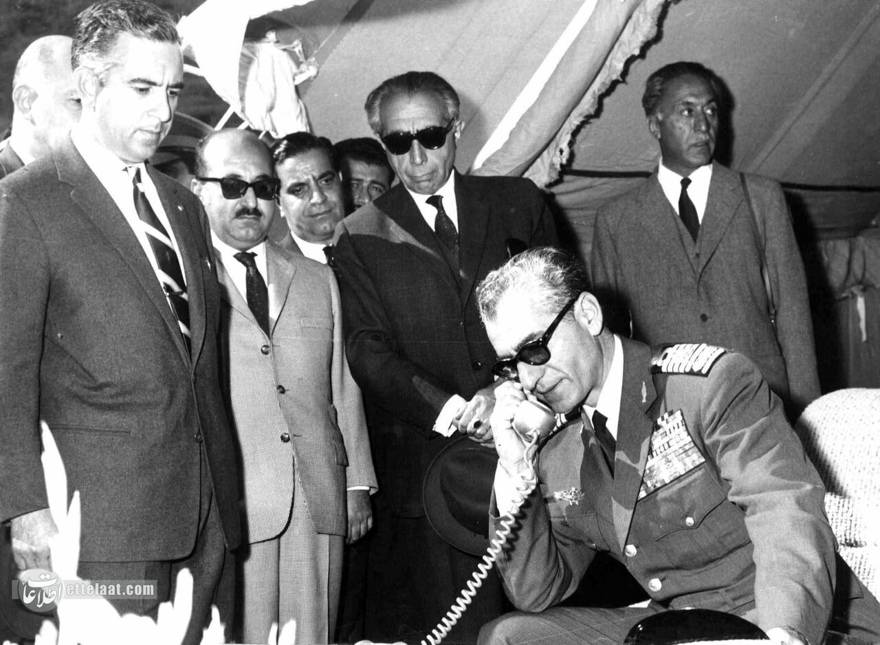 گرداب مخوف اقتصادی در اوایل دهه چهل و تلاشهای نافرجام امینی