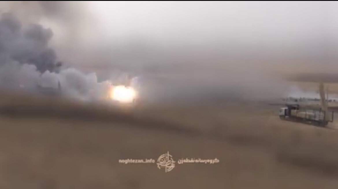 تصاویری از شلیک موشکهای سپاه همزمان با بمباران لانچرها توسط اسرائیل
