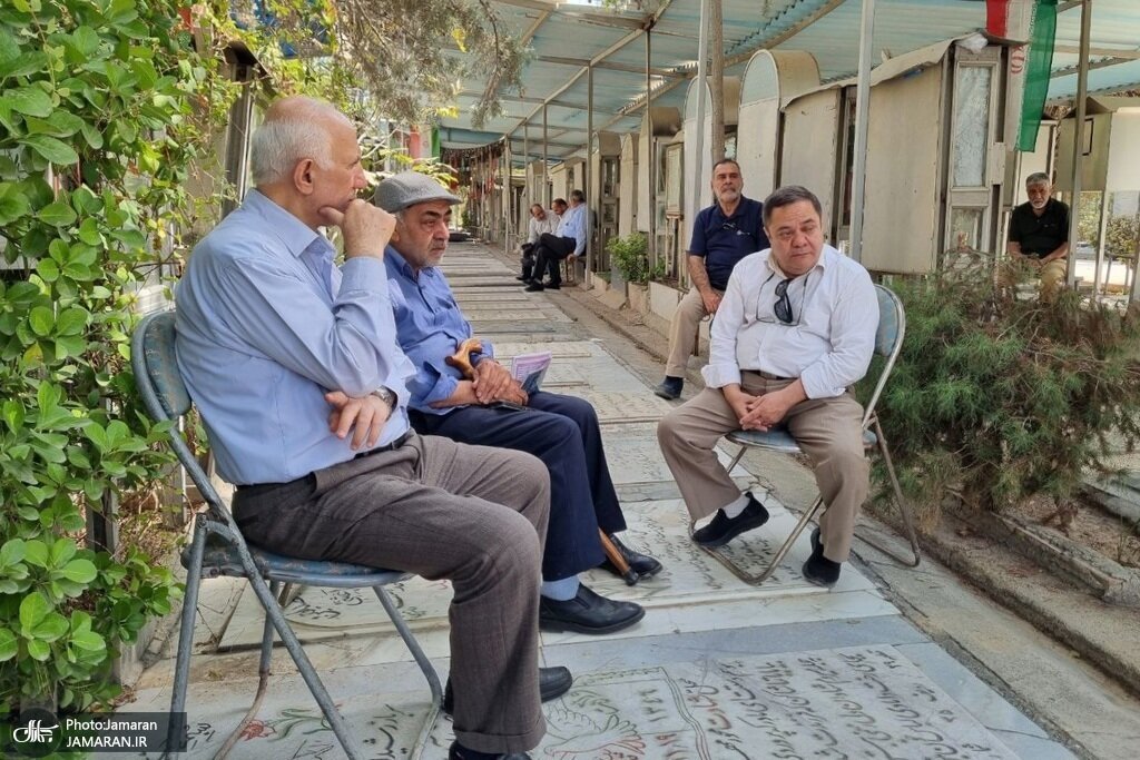 مراسم بزرگداشت شهیدی که در اثر جراحات شیمیایی به یاران شهیدش پیوست + تصاویر مراسم سردار شهید حاج داود کریمی در بهشت زهرا