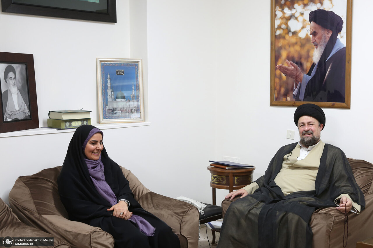تصاویری از دیدار وزیر راه و شهرسازی با سید حسن خمینی