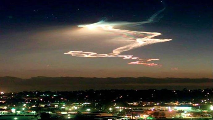 موشک آزمایشی شب گذشته، چقدر قدرتمند بود؟ / نگاهی علمی به رد درخشان موشک در آسمان کشور