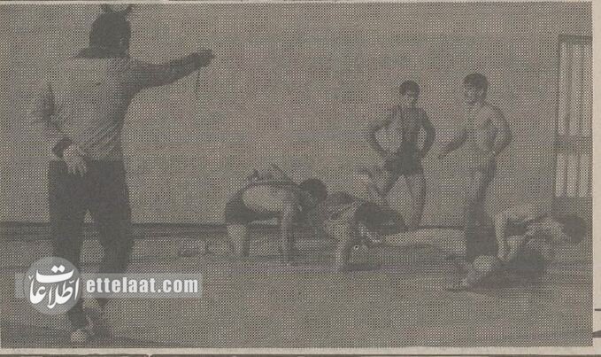 ۴۰ سال پیش کشتی‌گیر ایرانی هنگام پخش سرود آمریکا از روی سکو پایین آمد +عکس