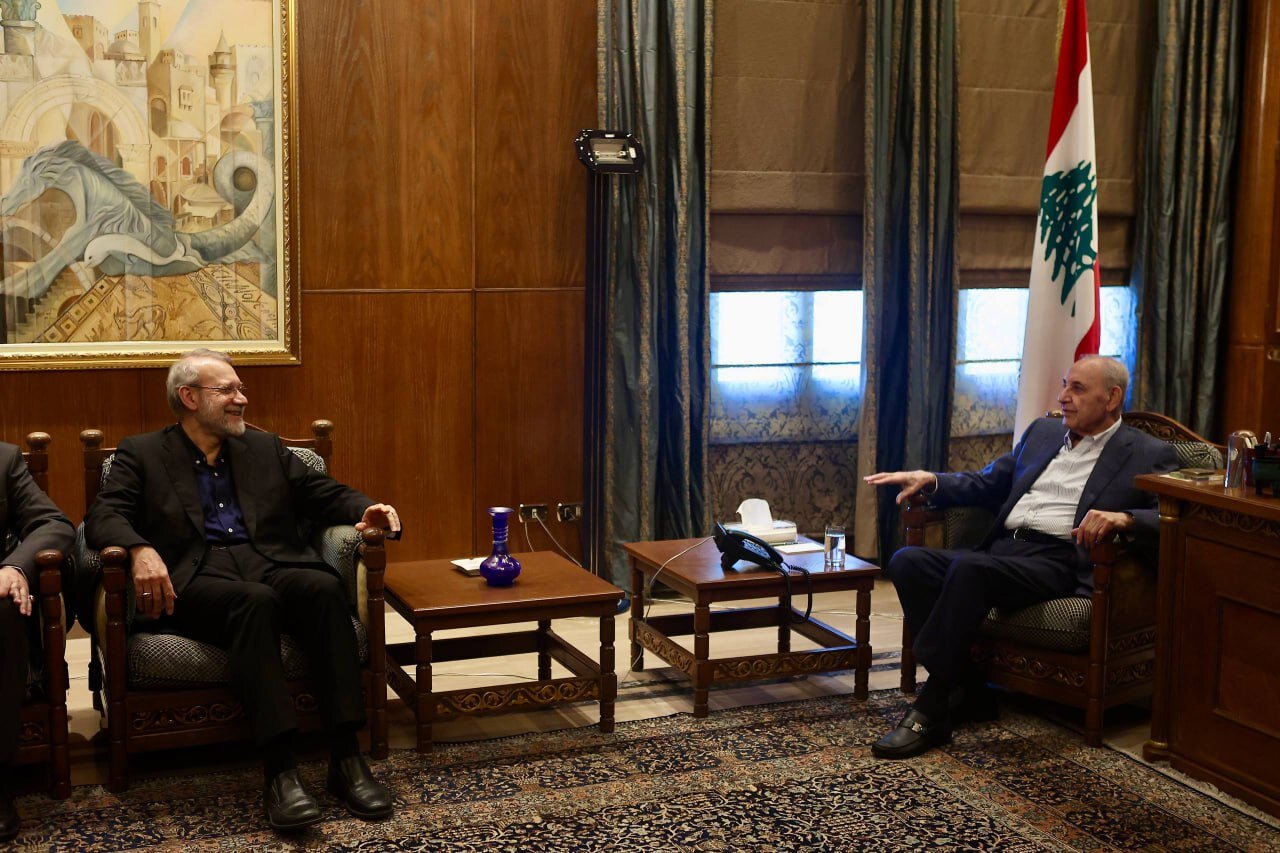 تصاویری از خنده‌های لاریجانی و نبیه بری در دیدار امروز در بیروت