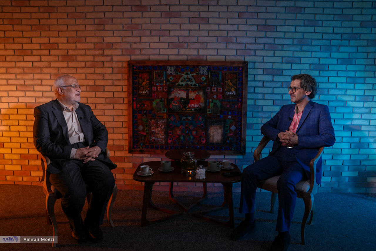 ناگفتههای نفر دوم وزارت ارشاد/ از شبهای شعر گوته تا اختلاف با وزیر آموزش و پرورش و همکاری با موشکی سپاه/ ماجرای دیدار رهبری با مدیران مطبوعات