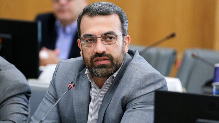 محمودی: استیضاح وزیر راه و شهرسازی در اولویت است/حتی خود پزشکیان هم از برخی اقدامات وزرا گلایه‌مند است/ صحبت های قائم پناه بوی اپوزوسیون نظام را میدهد