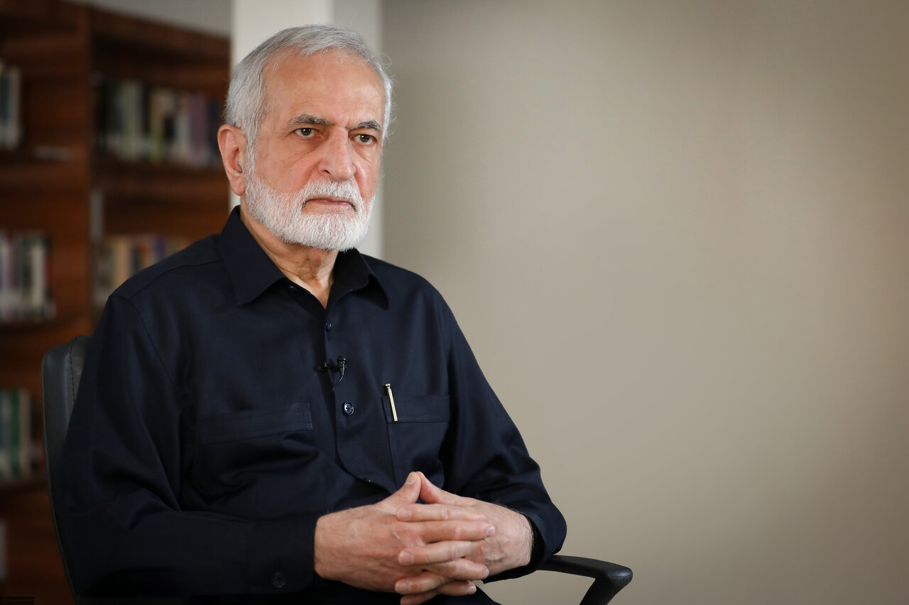 کمال خرازی در لحظه حمله اسرائیل به ایران کجا بود؟/ جمهوری اسلامی اهل مذاکره است اما تحمیل را نمی‌پذیرد/ چرا دولت خاتمی تعلیق غنی‌سازی را شکست؟