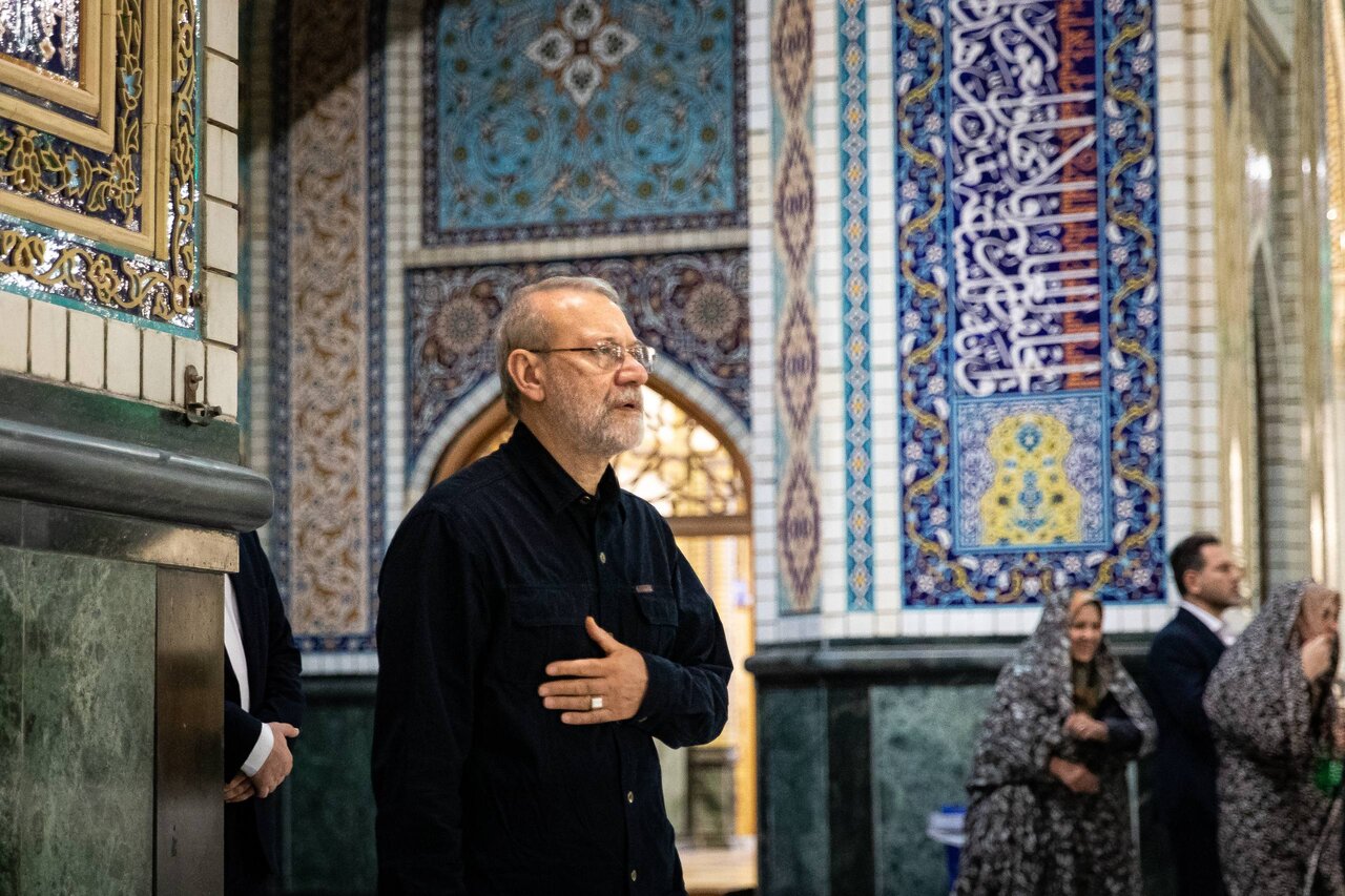 دبیر شورای عالی امنیت ملی به زیارت رفت + تصویر