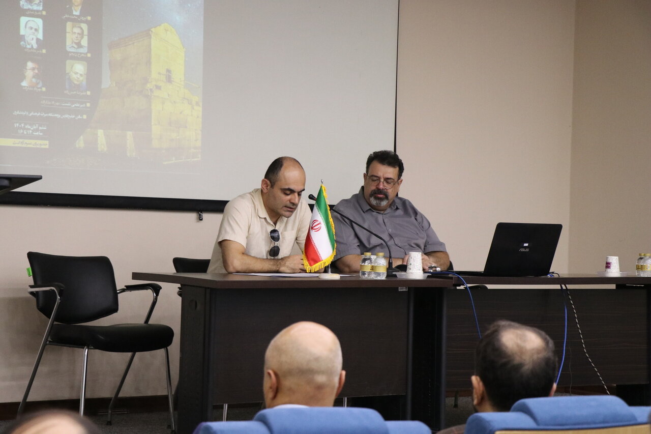 هیچ متن معتبری از خشکهمذهبی کوروش سخن نمیگوید/ سالهاست که درباره کوروش دچار خودزنی هستیم