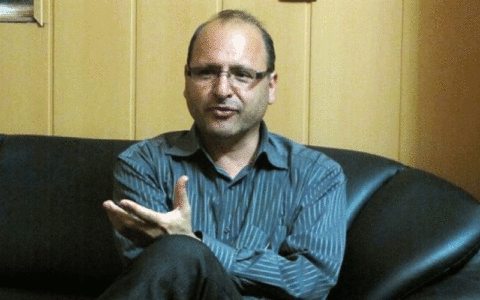 بخشایش: همه نمایندگان مجلس سیم کارت سفید دارند؛ اما بسته اینترنت را می‌خرند/ رفع فیلترینگ دور نیست