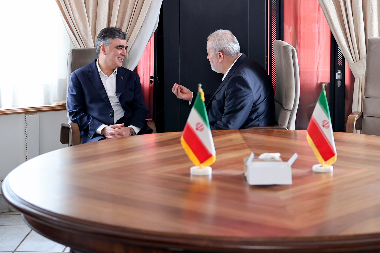 جدال دولت و مجلس بر سر تغییر چهار وزیر پزشکیان؛ از فشار برای استیضاح تا پیشنهاد راهبرد استعفاء/ چه کسی از قطار پاستور پیاده می شود؟