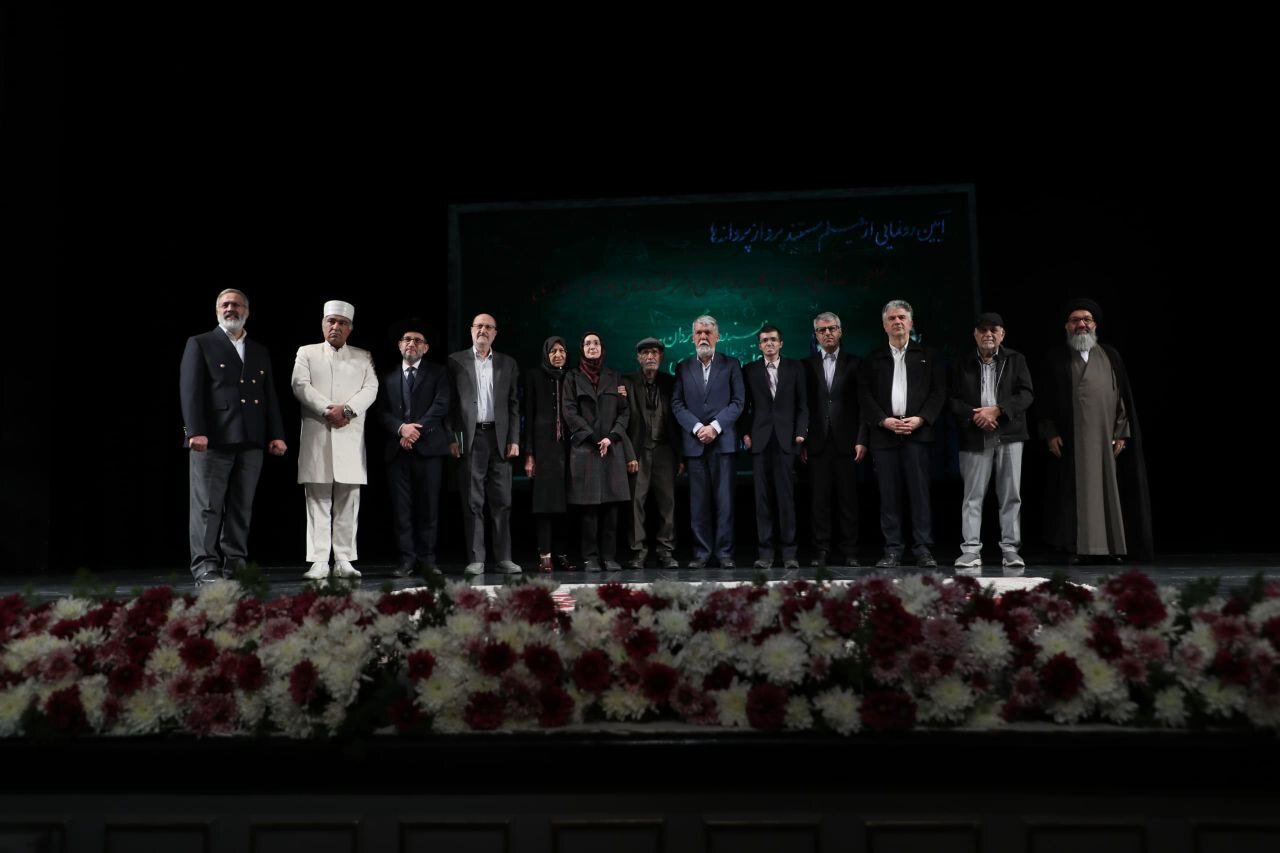 سید عباس صالحی؛ وزیرفرهنگ و ارشاد اسلامی: خانواده بیماران پروانهای الگویی از «توانستن» هستند