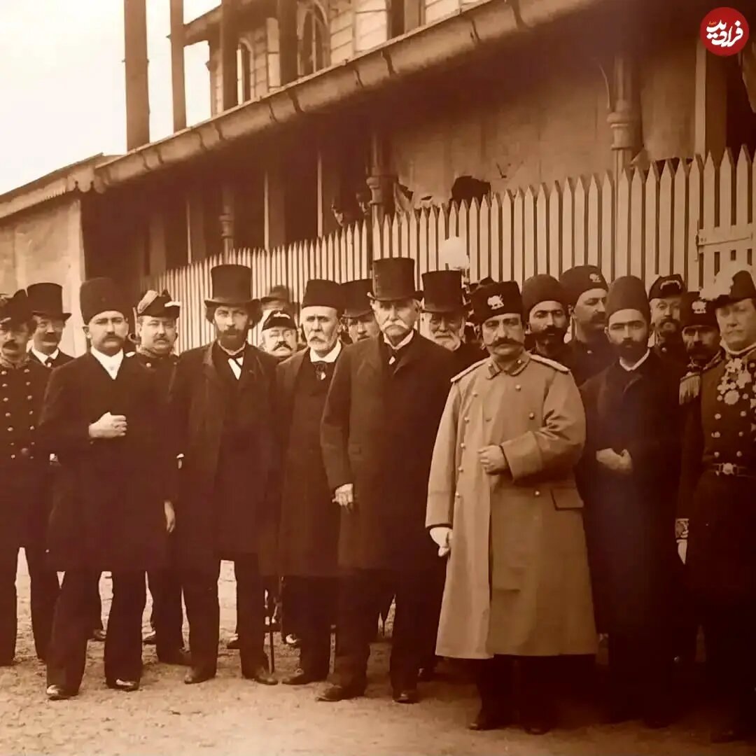 عکس/ ناصرالدین‌شاه در ایستگاهی در آمستردام هلند؛ سال ۱۲۶۸