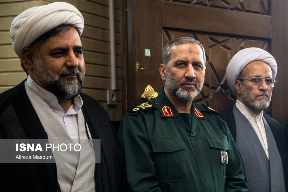 عکسی از چهره خندان سردار فدوی در یک مراسم/ فرمانده جدید هوا و فضای سپاه هم بود+ تصاویر