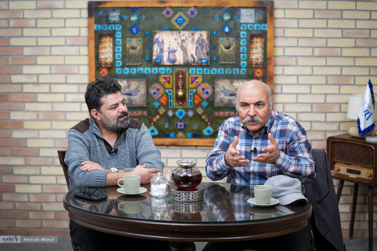 فیلمی برای بالا ماندن پرچم سینه‌سوخته‌ها/ یک کتک‌خور چه‌طور کتک‌زن می‌شود؟/ کارگردانی که پشت صحنه سینما، روابط آدم‌هایش و اتفاقات آن برایش مهم است