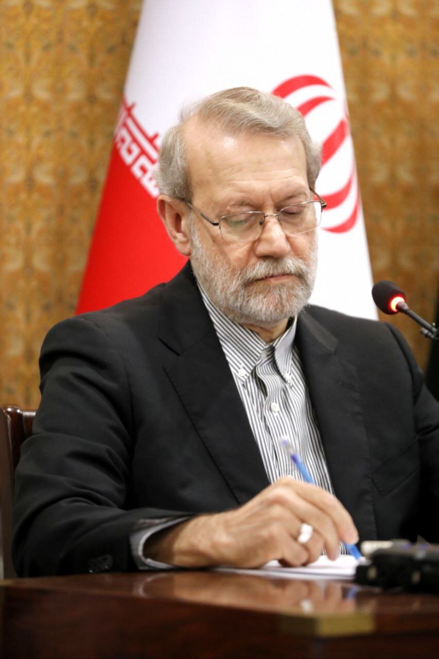 نشست خبری لاریجانی در سفر اسلام‌آباد + تصاویر