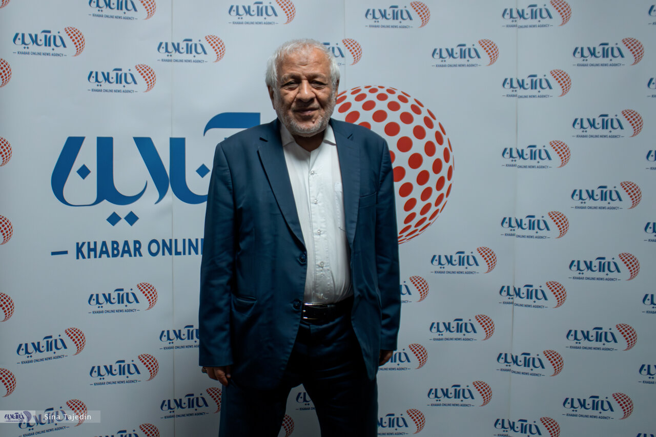 بادامچیان: در زمان طاغوت بودجه مطابق با مسائل کشور نبود / این شیوه تنظیم بودجه دستپاچه است و با اصل ۵۳ قانون اساسی سازگار نیست