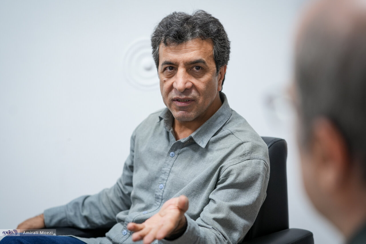 یکی از بهترین هنرمندان ایرانی چشم به راه خانه، از دنیا رفت/ ما درماندگان که چشم‌به‌راهش بودیم را چه می‌ماند، مگر اندوه؟