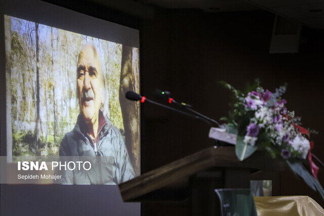 شب هفتاد سالگی گروه زبان و ادبیات فارسی دانشگاه فردوسی مشهد، برگزار شد