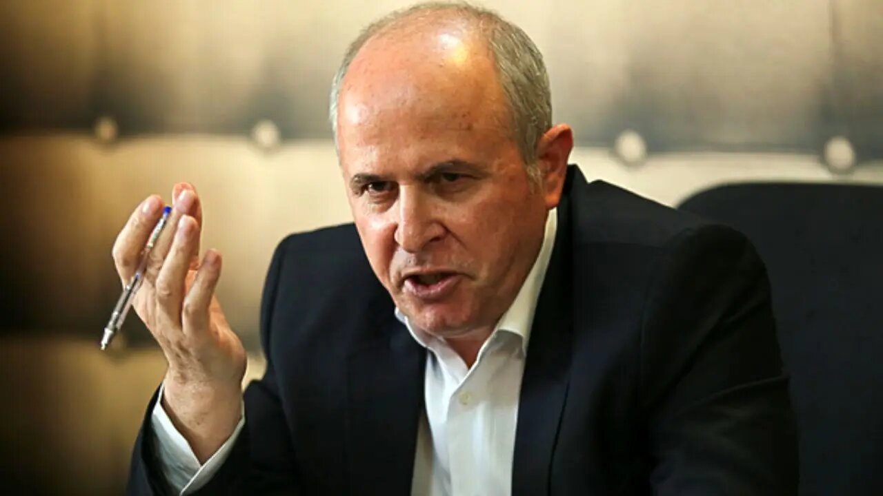 علت افزایش سرسام آور قیمت خودرو/ موتمنی: بازار خودرو رها شده است