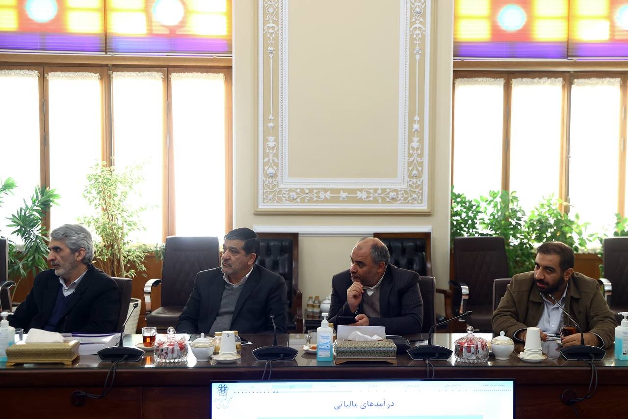 کمیسیون تلفیق بررسی لایحه بودجه را کلید زد + عکس