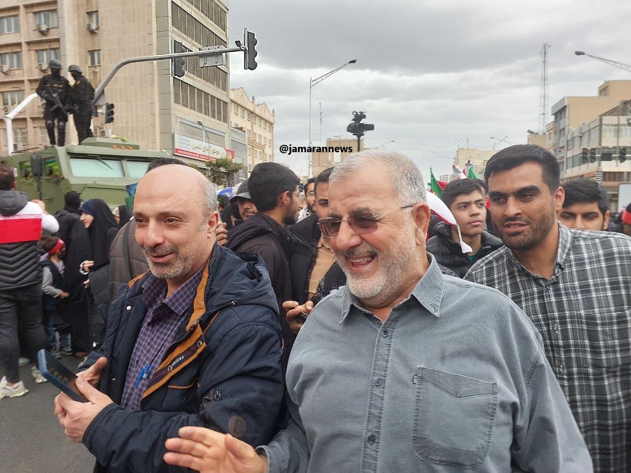 فرمانده سپاه و نیروی قدس سپاه در راهپیمایی 22 بهمن/ قاآنی و پاکپور بدون لباس نظامی در میان مردم + تصاویر