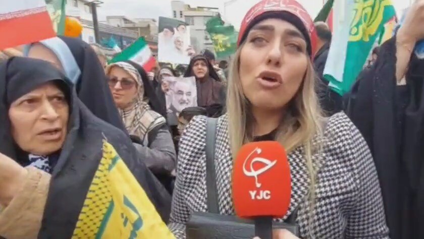 حجاب متفاوت زنی که در راهپیمایی 22 بهمن با رسانه صداوسیما مصاحبه کرد + تصویر