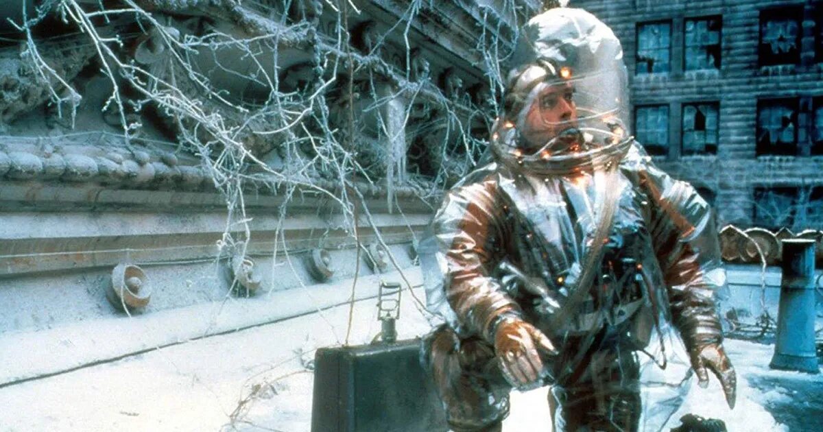 پارادوکس بقا در غبار نیستی: واکاوی استراتژیک و فلسفی برترین روایت‌های آخرالزمانی در تاریخ سینما