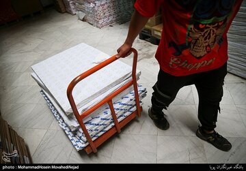 چرا کاغذ از تب و تاب نمی‌افتد؟