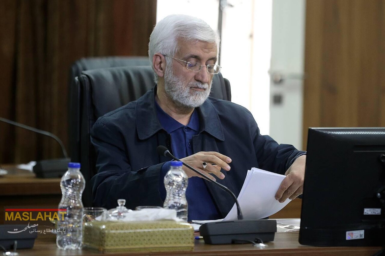 نگاه جالب محمد مخبر به ظاهر جدید احمدی نژاد/ هم‌نشینی مجید انصاری و شمخانی/ سعید جلیلی هم بود+ تصاویر