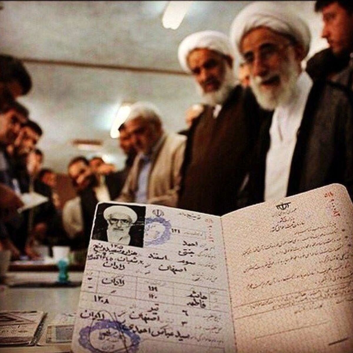 آیت الله جنتی وارد صدمین سال زندگی شد/ در سن ۸۸ سالگی چه ورزشی انجام می‌داده است؟+ تصویر شناسنامه